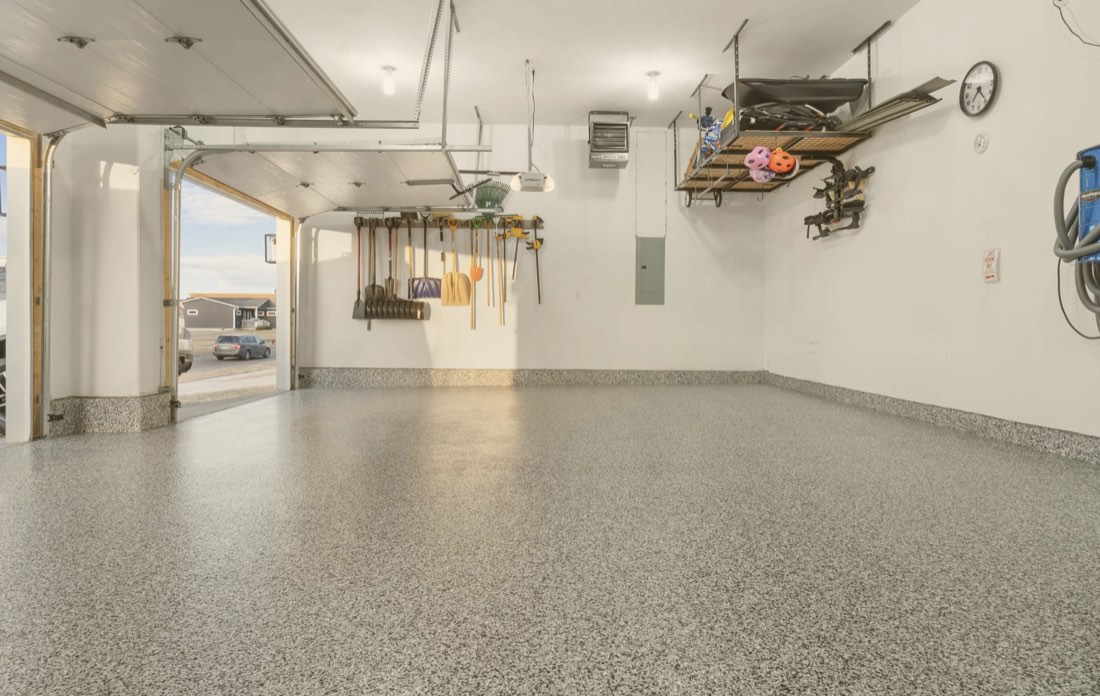 Clean epoxy garage floor